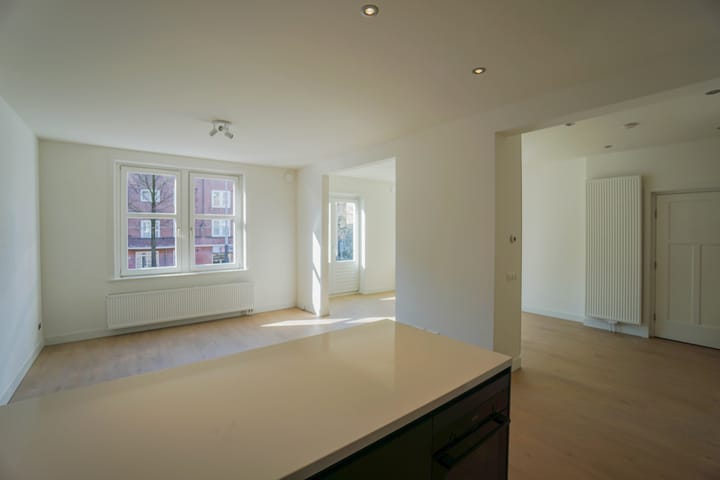 Foto 5 van Van Baerlestraat 99-1
