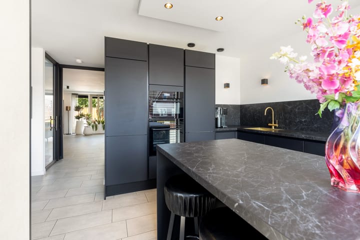 Vrijstaande woning te koop: Parnassialaan 146, Lelystad