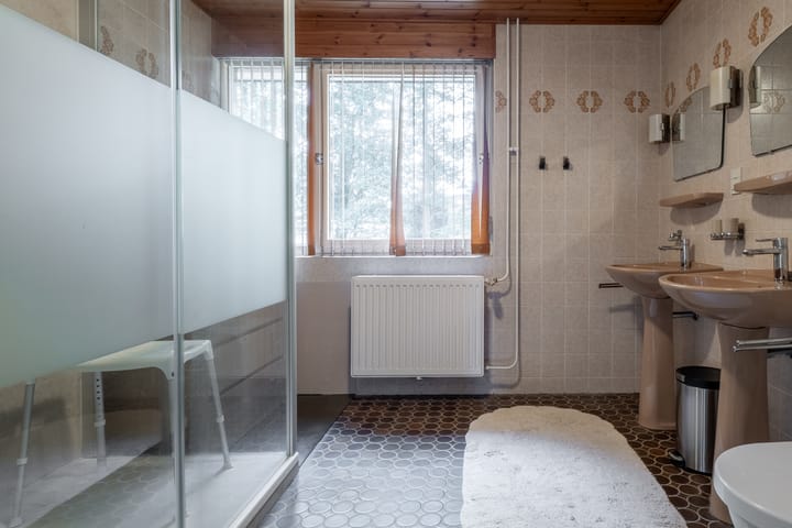Tussenwoning te koop: Dinant Dijkhuisstraat 120, Hengelo