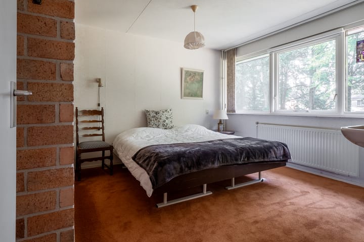 Tussenwoning te koop: Dinant Dijkhuisstraat 120, Hengelo