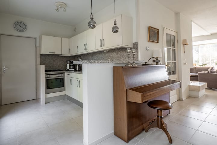 Tussenwoning te koop: Dinant Dijkhuisstraat 120, Hengelo