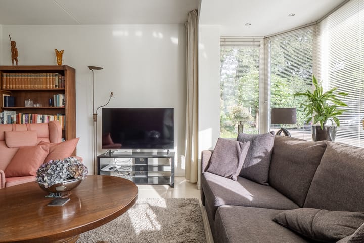 Tussenwoning te koop: Dinant Dijkhuisstraat 120, Hengelo
