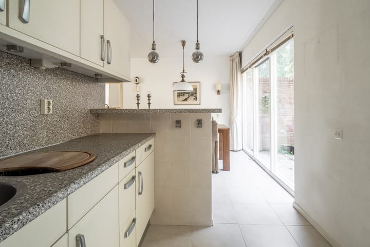 Tussenwoning te koop: Dinant Dijkhuisstraat 120, Hengelo