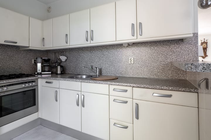 Tussenwoning te koop: Dinant Dijkhuisstraat 120, Hengelo