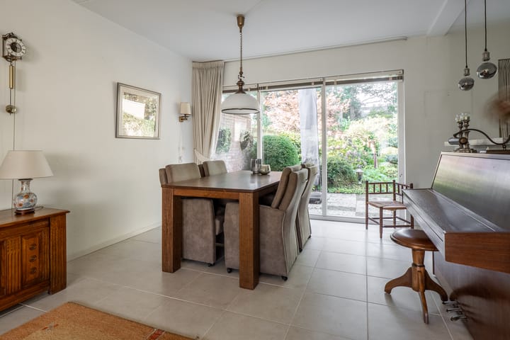 Tussenwoning te koop: Dinant Dijkhuisstraat 120, Hengelo