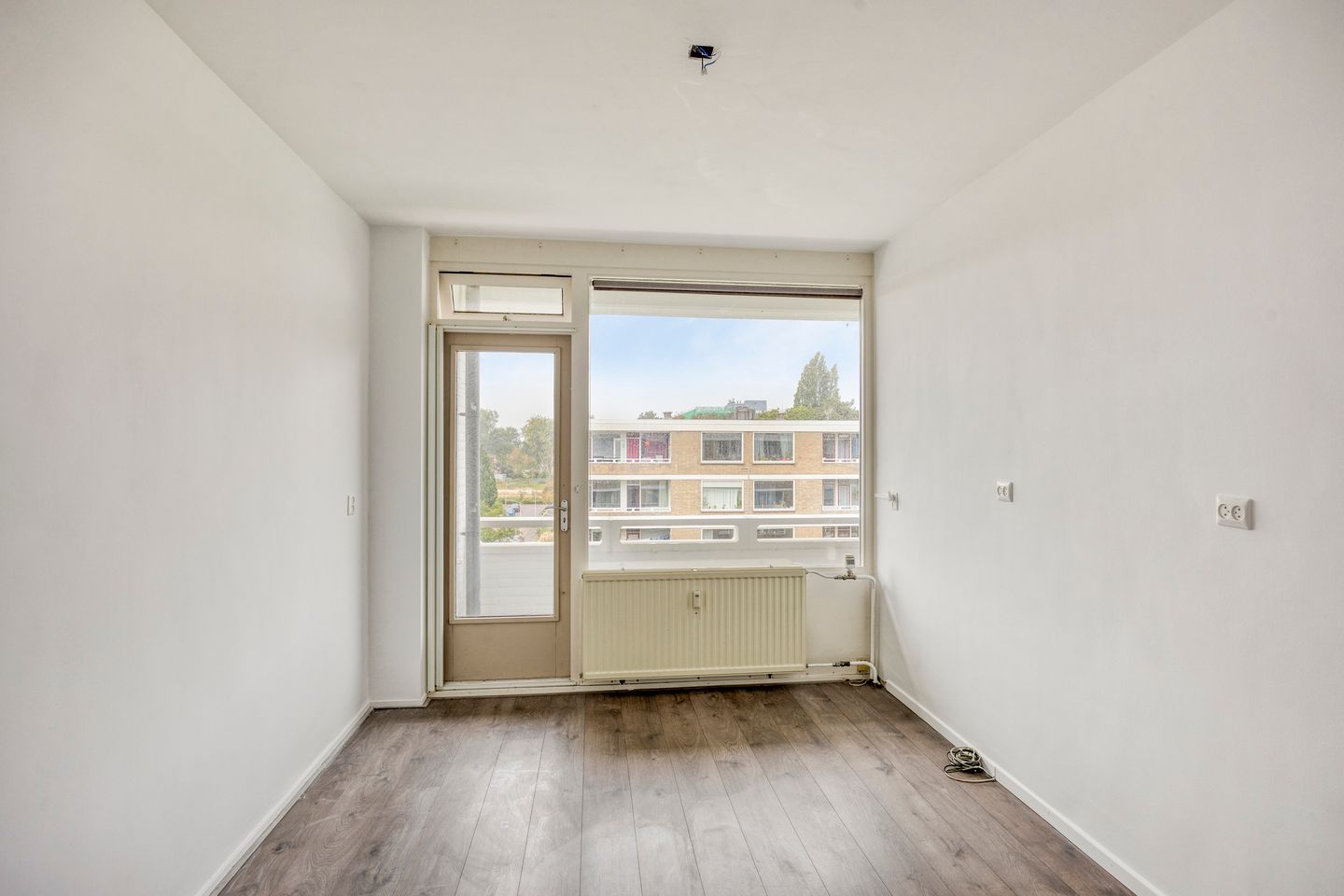 Photo 5 of Debussystraat 35