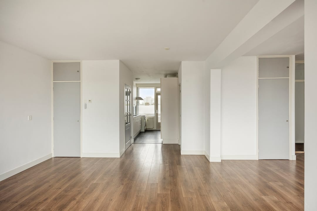 Photo 16 of Debussystraat 35