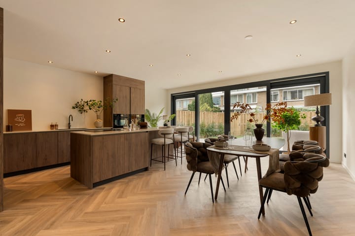 Tussenwoning te koop: Vijverhoef 50, Amsterdam