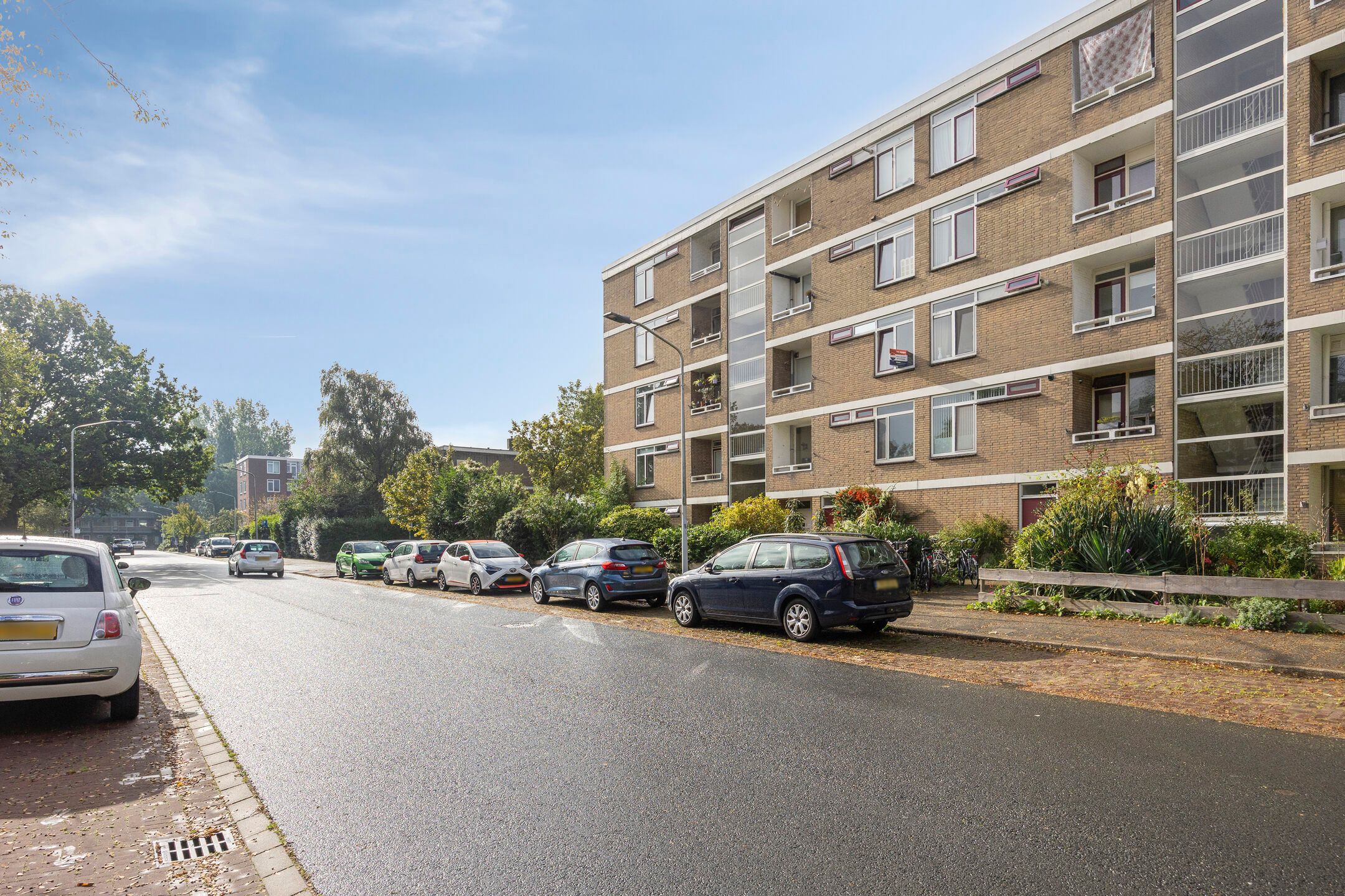 Photo 36 of Debussystraat 35
