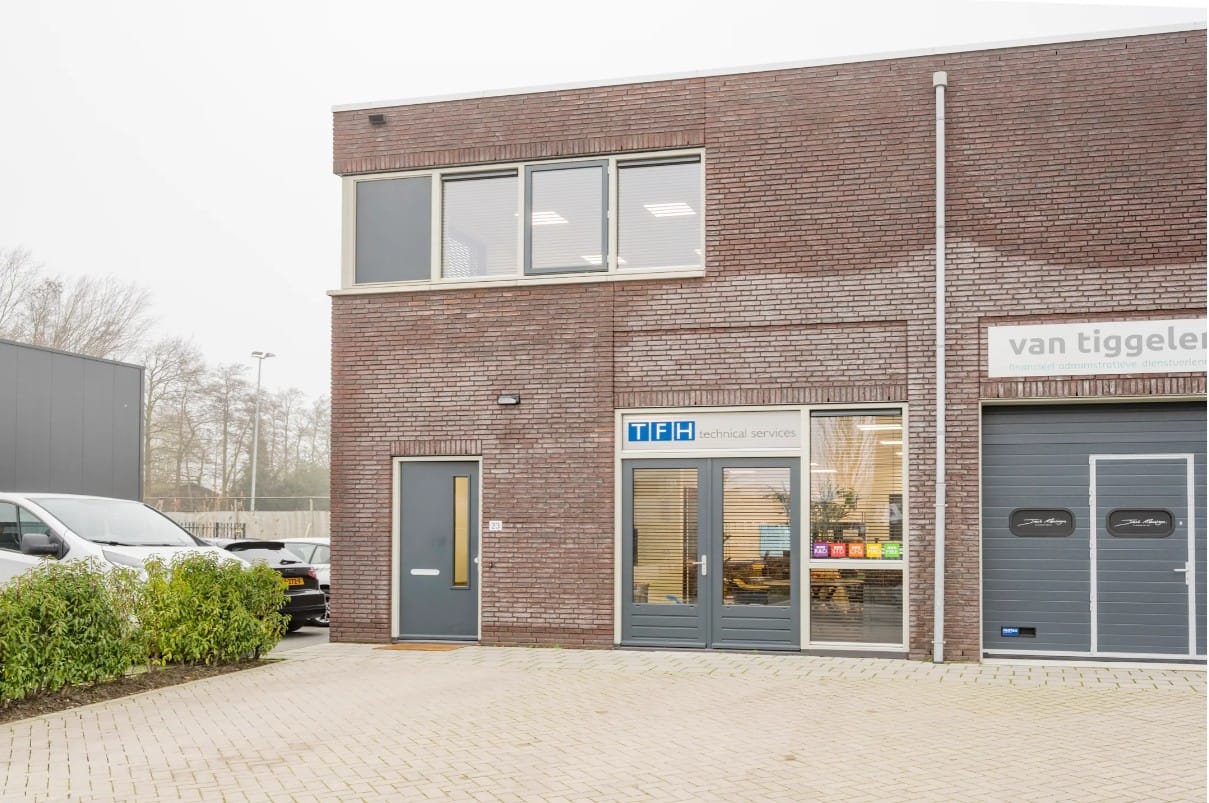 Bekijk foto 1 van Plantageweg 23