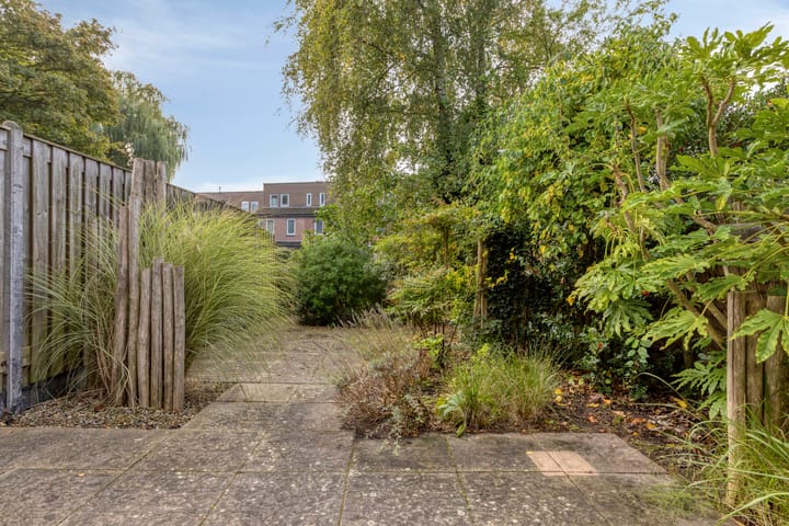 Tussenwoning te koop: Winkelwaard 503, Alkmaar