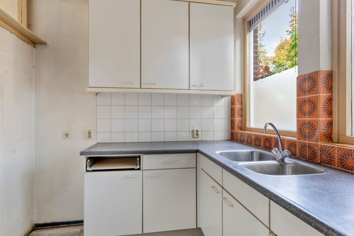 Tussenwoning te koop: Winkelwaard 503, Alkmaar