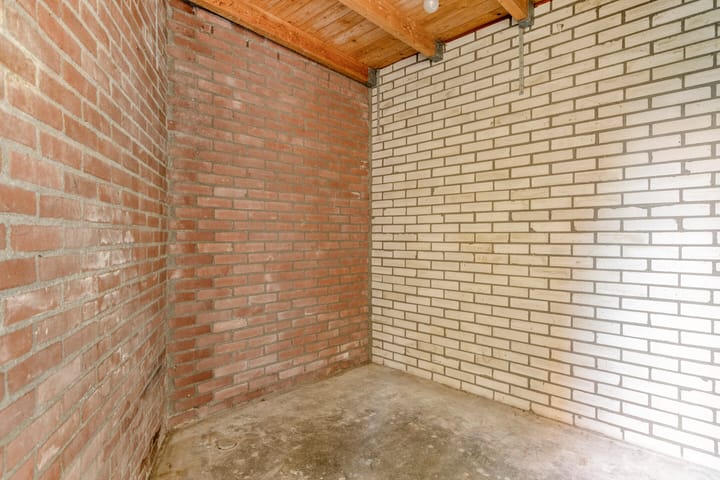 Tussenwoning te koop: Winkelwaard 503, Alkmaar