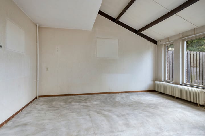 Tussenwoning te koop: Winkelwaard 503, Alkmaar