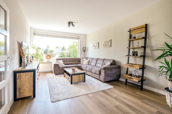 Tussenwoning te koop: Gorinchemgracht 11, Almere