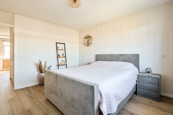 Tussenwoning te koop: Gorinchemgracht 11, Almere