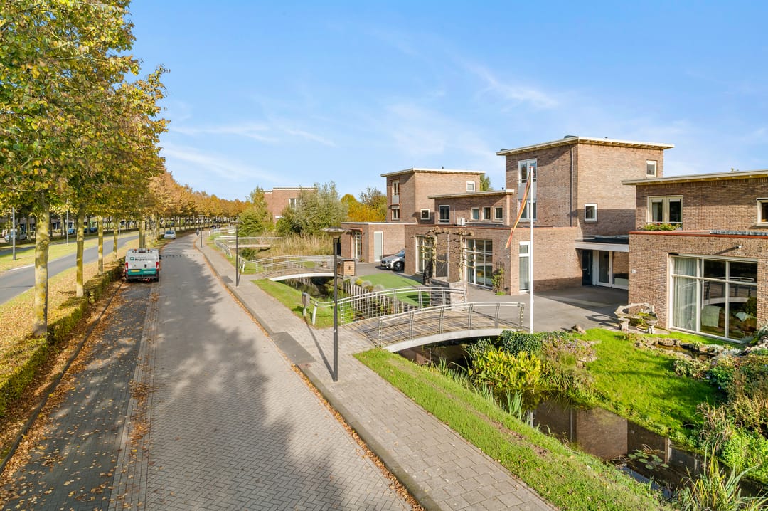 Photo 38 of Leonard Springerlaan 303