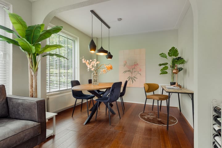 Hoekwoning te koop: Julianastraat 24, Halfweg