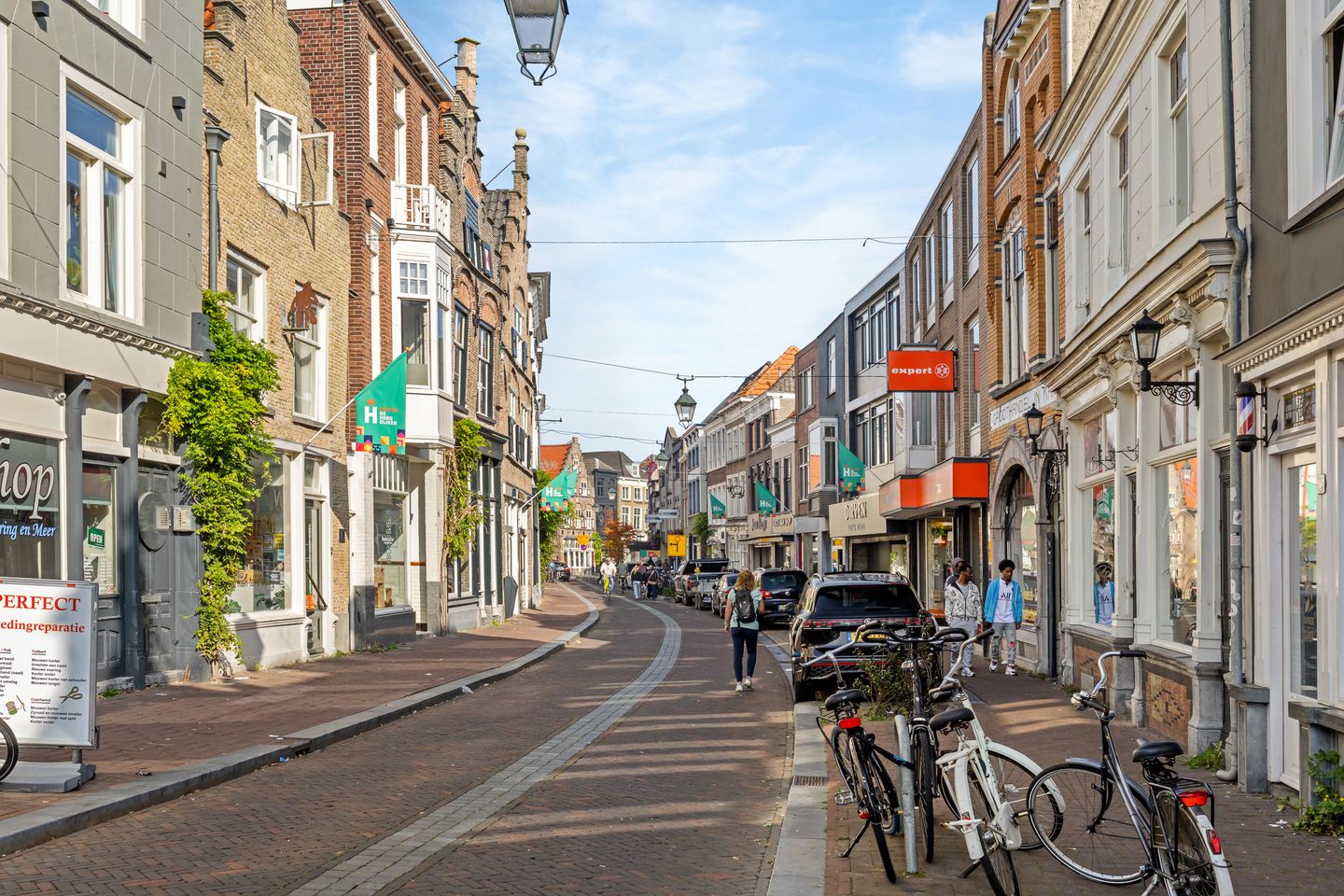 Photo 25 of Donkvaart 7-D16