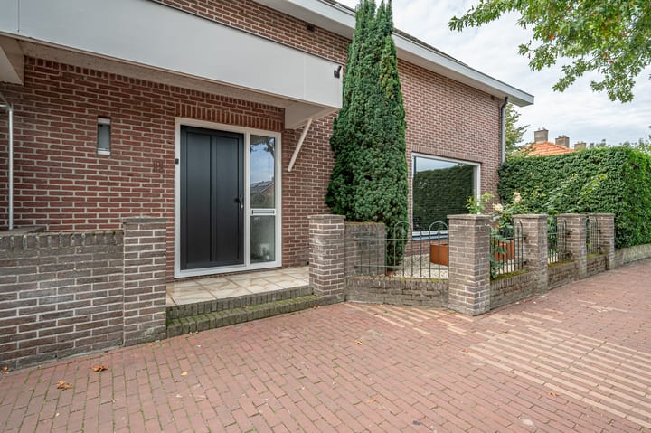 Foto 4 van Ebbinge Wubbenlaan 11