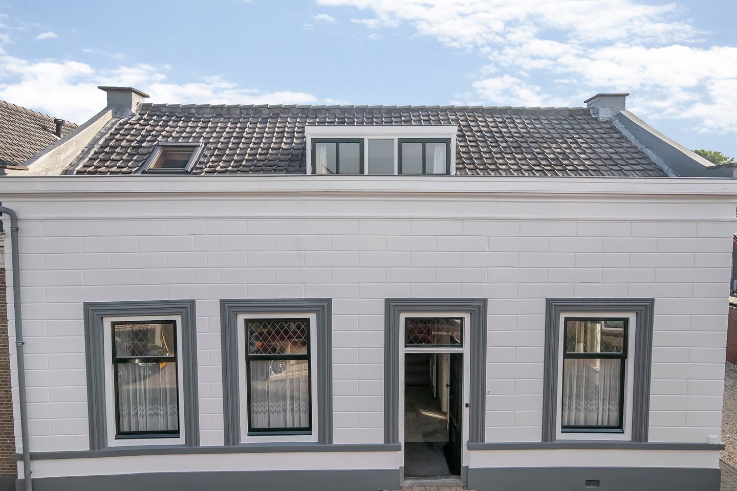 Photo 1 of Tolstraat 8