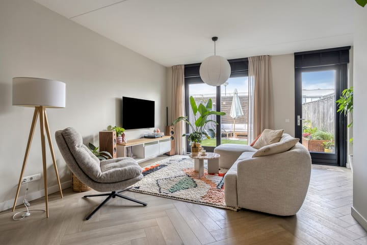 Tussenwoning te koop: Oeverzwaluw 6, Goirle