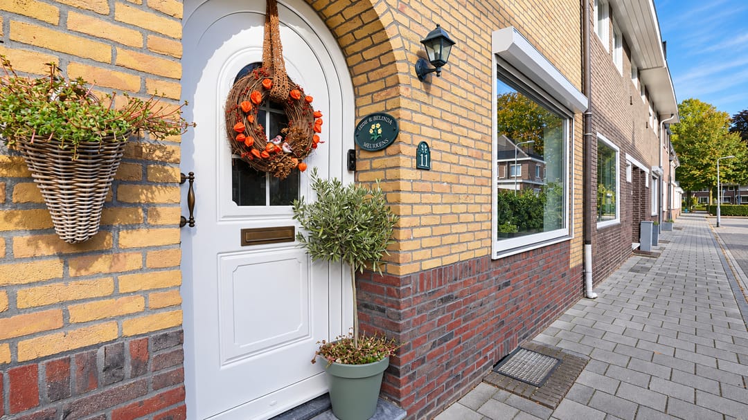 Photo 2 of Wilhelminastraat 11