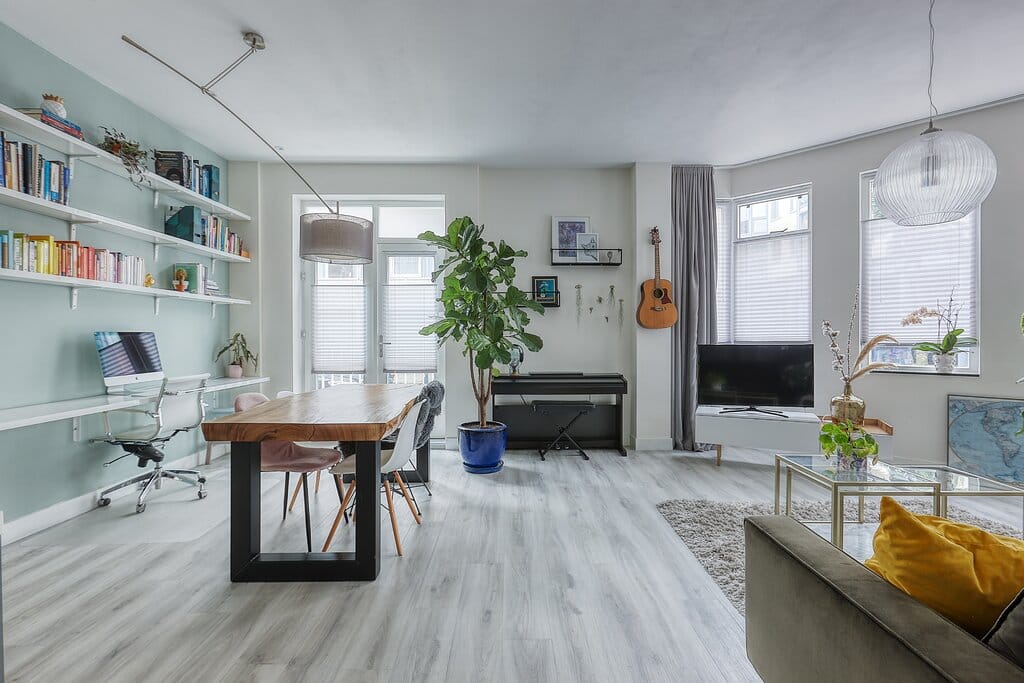 Photo 3 of Witte de Withstraat 119