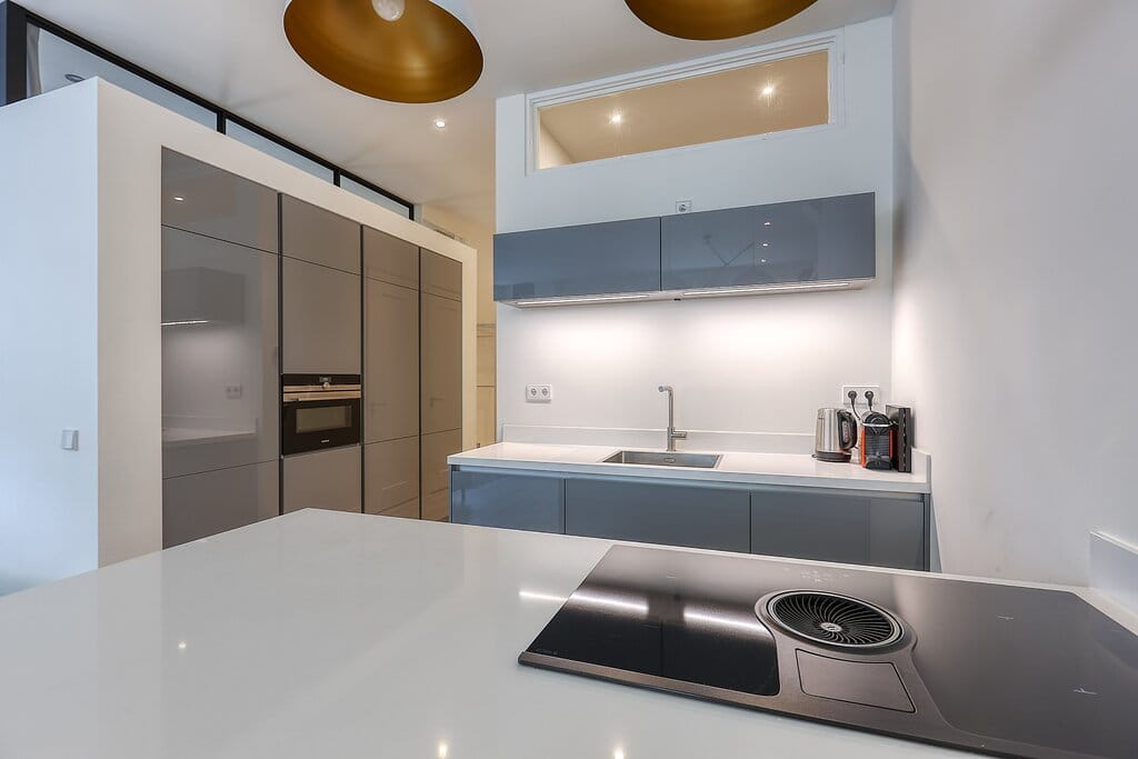 Photo 8 of Witte de Withstraat 119