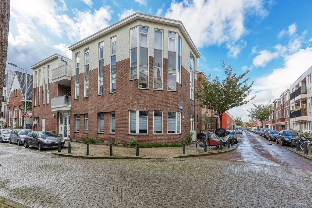 Photo 23 of Witte de Withstraat 119