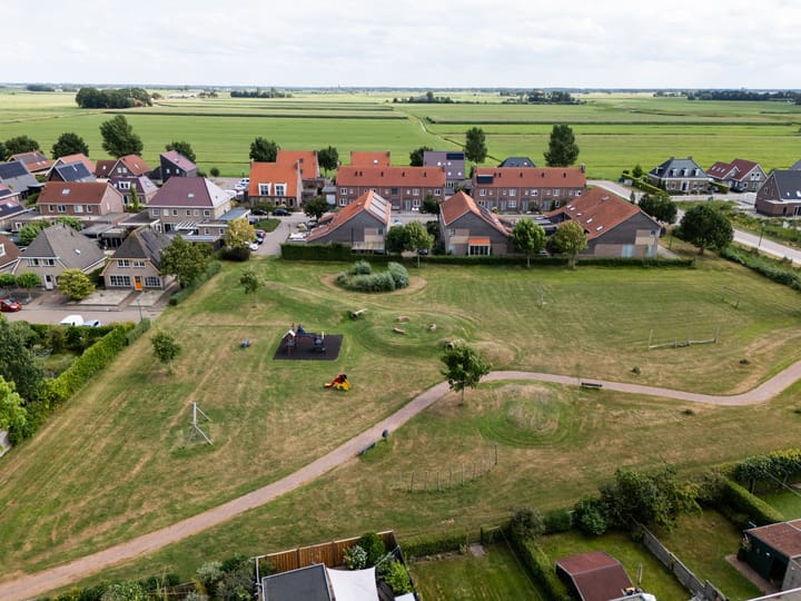 Tussenwoning te koop: Burgemeester Ten Cateweg 21, Blokzijl