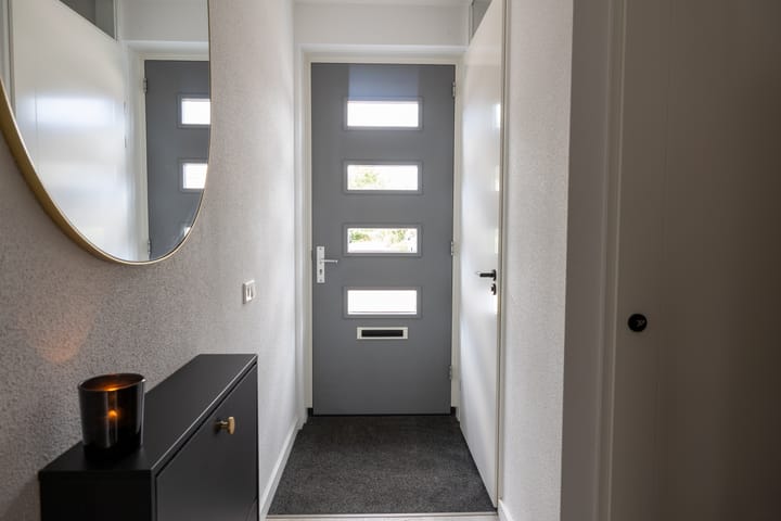 Tussenwoning te koop: Burgemeester Ten Cateweg 21, Blokzijl
