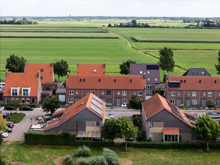 Tussenwoning te koop: Burgemeester Ten Cateweg 21, Blokzijl