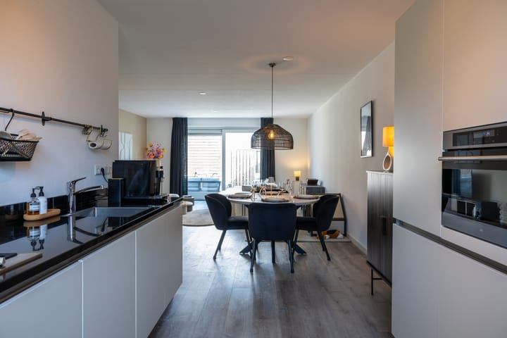Tussenwoning te koop: Burgemeester Ten Cateweg 21, Blokzijl