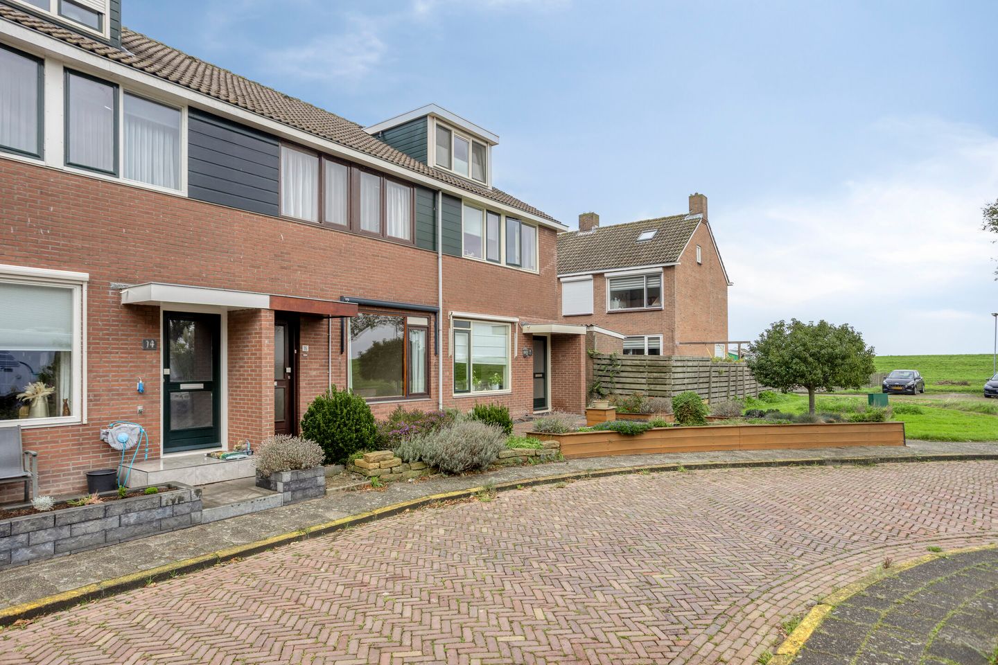 Photo 10 of Flevostraat 16