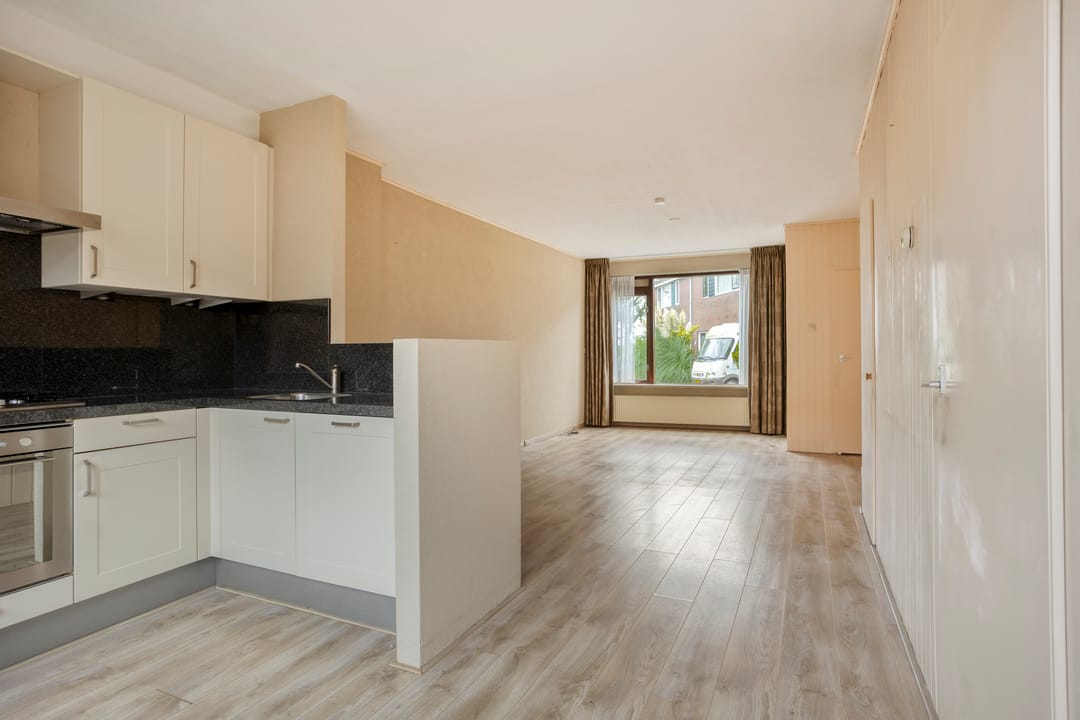 Photo 16 of Flevostraat 16