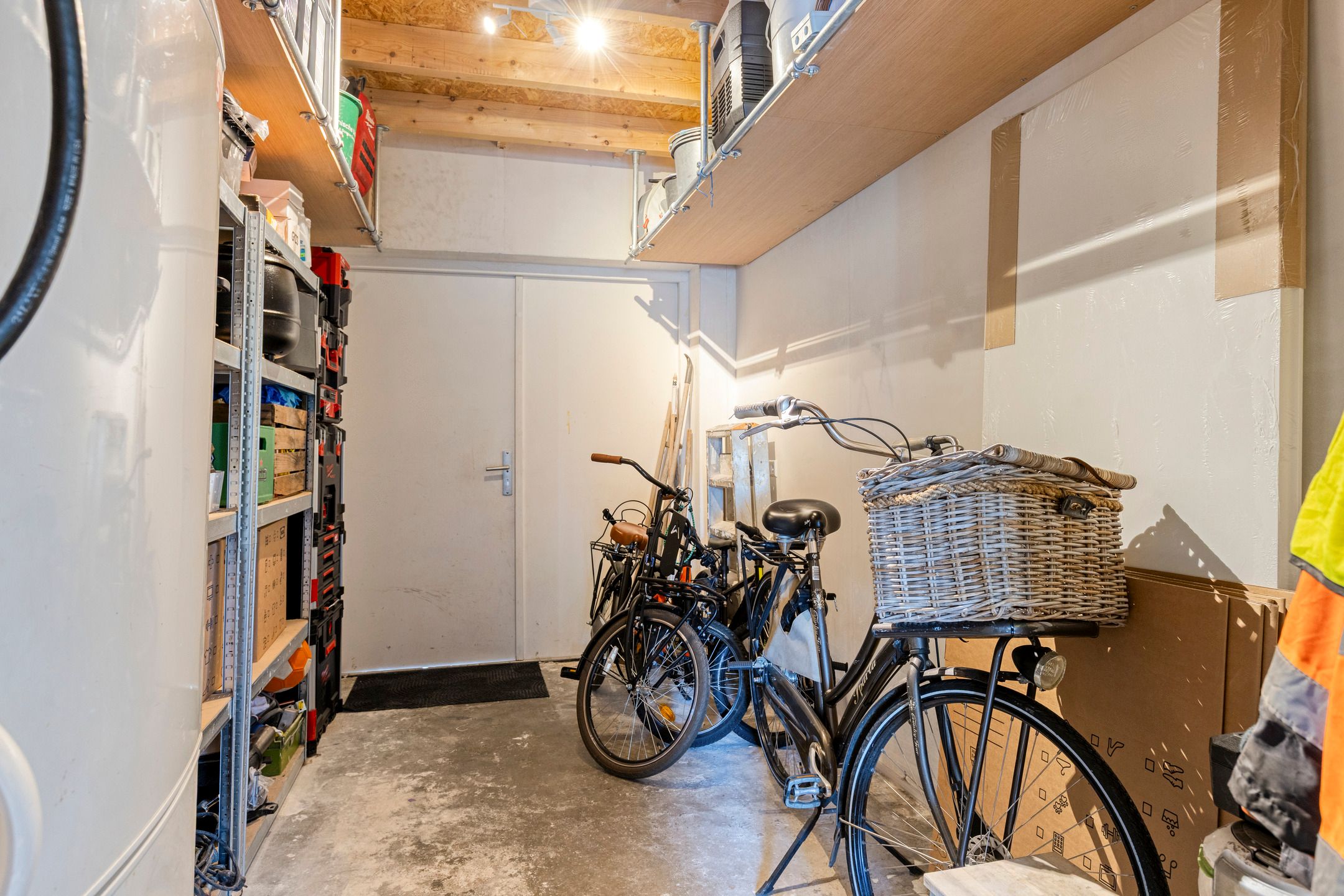 Photo 33 of Lisztstraat 23