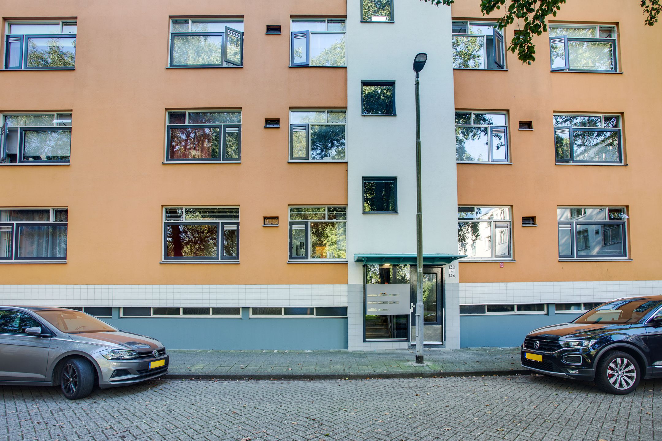 Photo 6 of Blaauwstraat 130