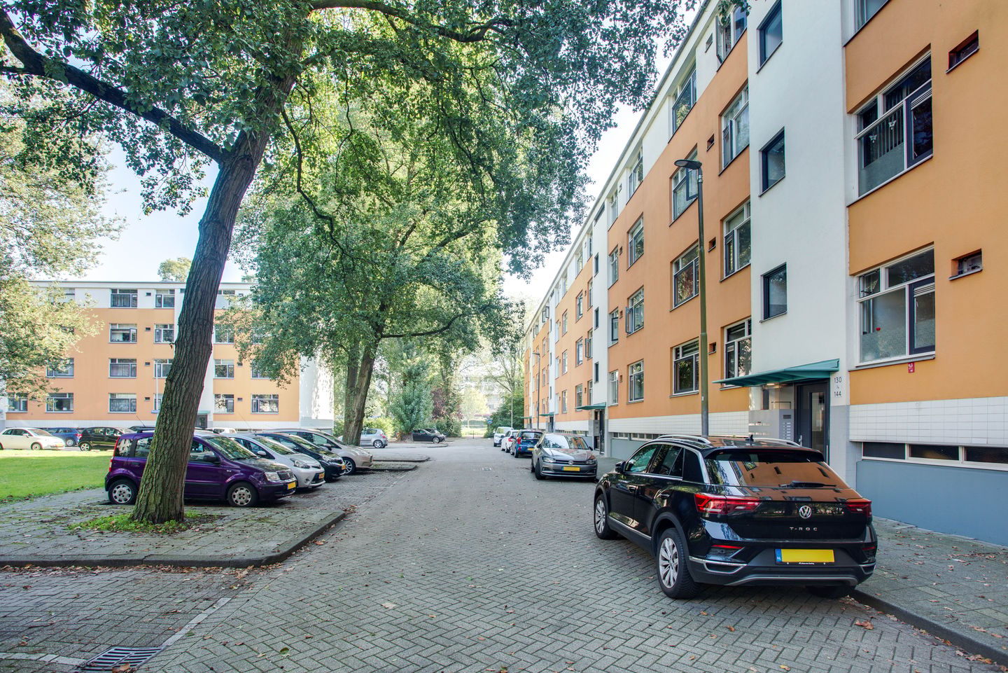Photo 34 of Blaauwstraat 130