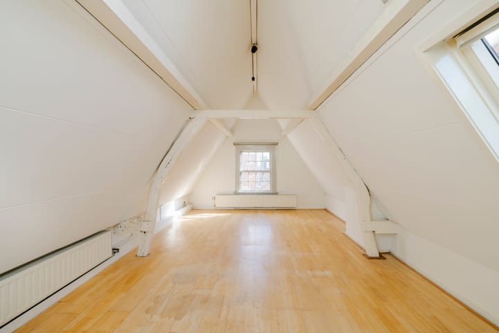 Appartement te koop: Kleine Houtstraat 122C, Haarlem