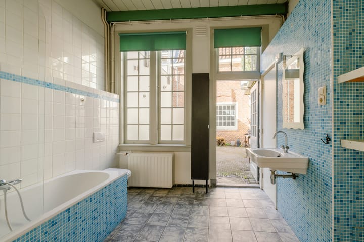 Appartement te koop: Kleine Houtstraat 124, Haarlem