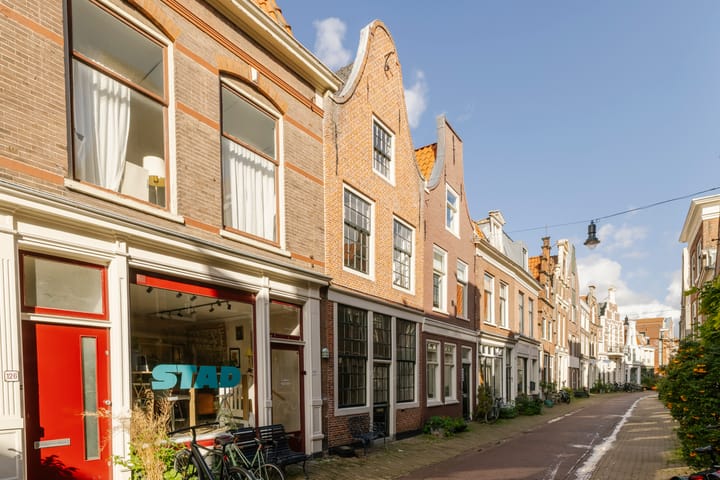 Appartement te koop: Kleine Houtstraat 124, Haarlem