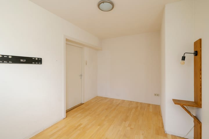 Appartement te koop: Kleine Houtstraat 124, Haarlem