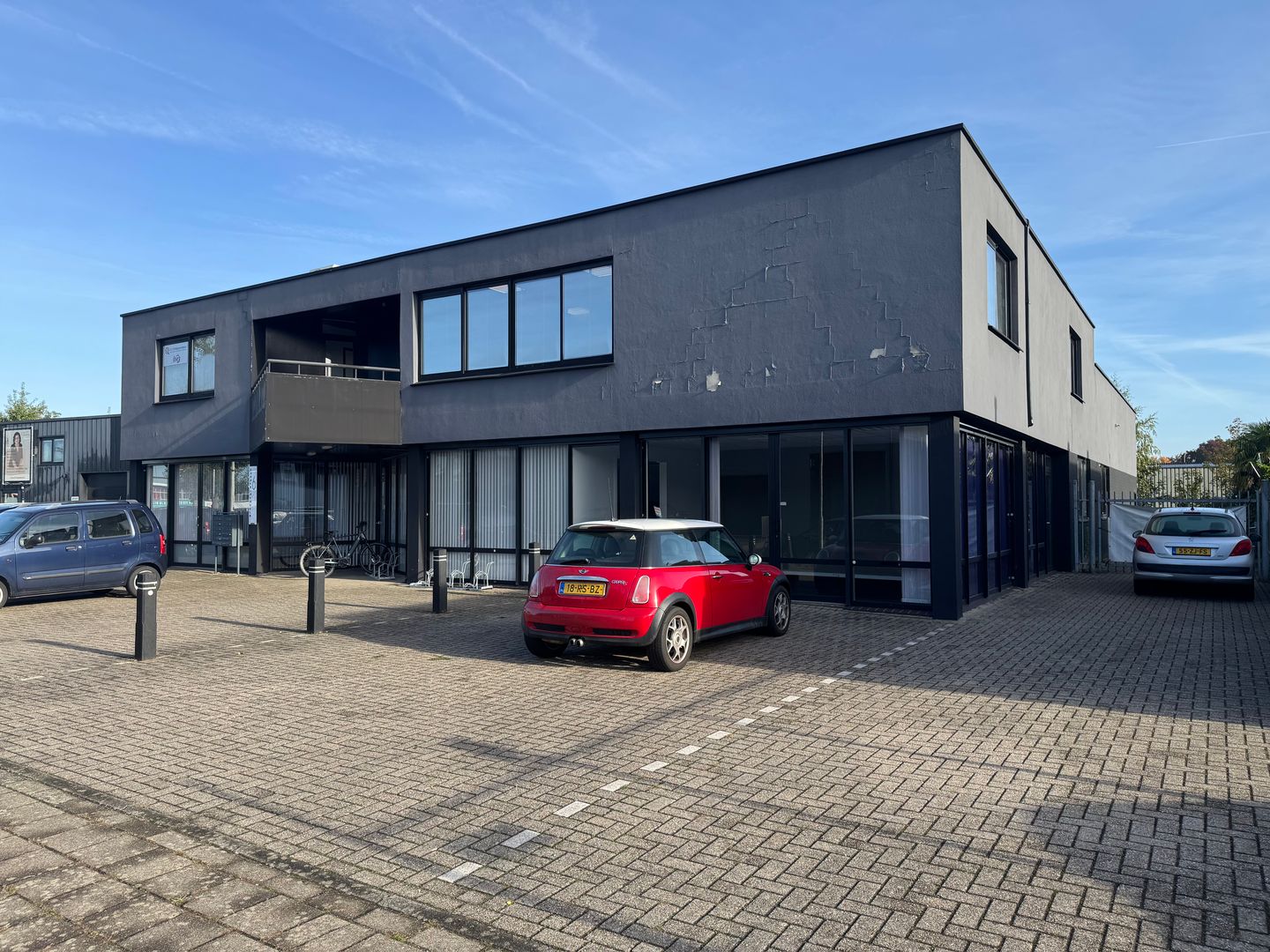 Bekijk foto 3 van Zonnebloemveld 6
