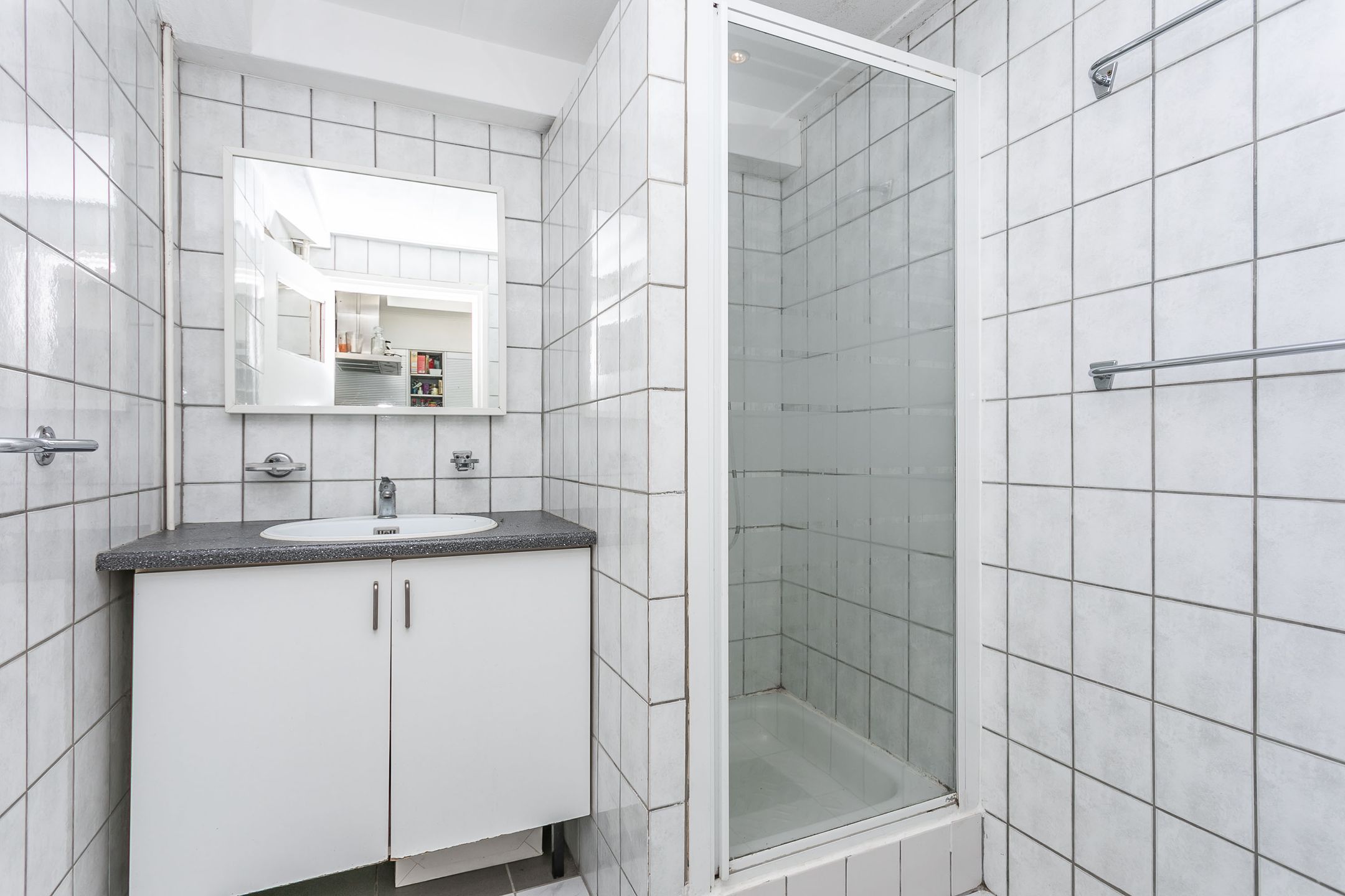 Photo 12 of Elandstraat 4