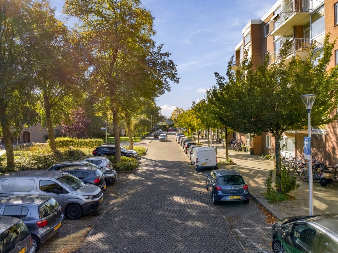 Photo 37 of Prins Bernhardplein 15
