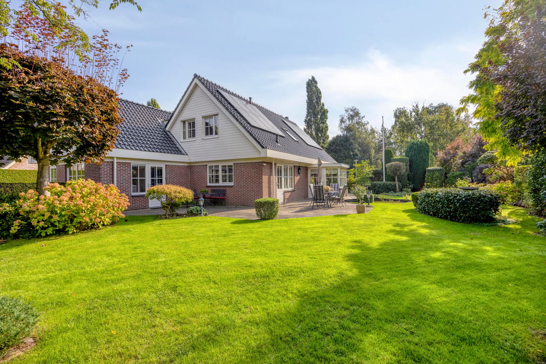 Photo 1 of Meerveldstraat 29