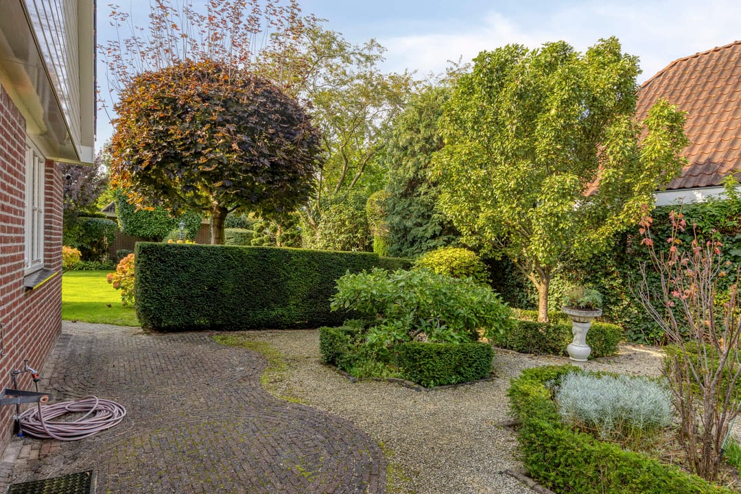 Photo 56 of Meerveldstraat 29