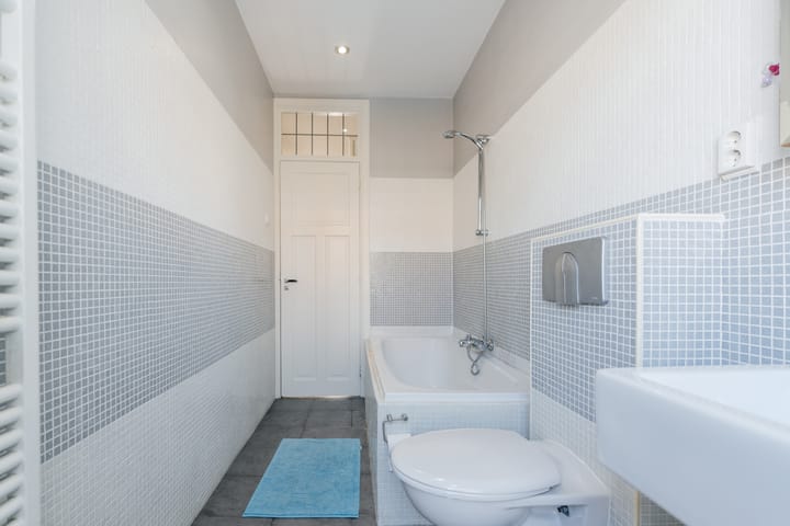 Hoekwoning te huur: Tomatenstraat 236, 'S-Gravenhage