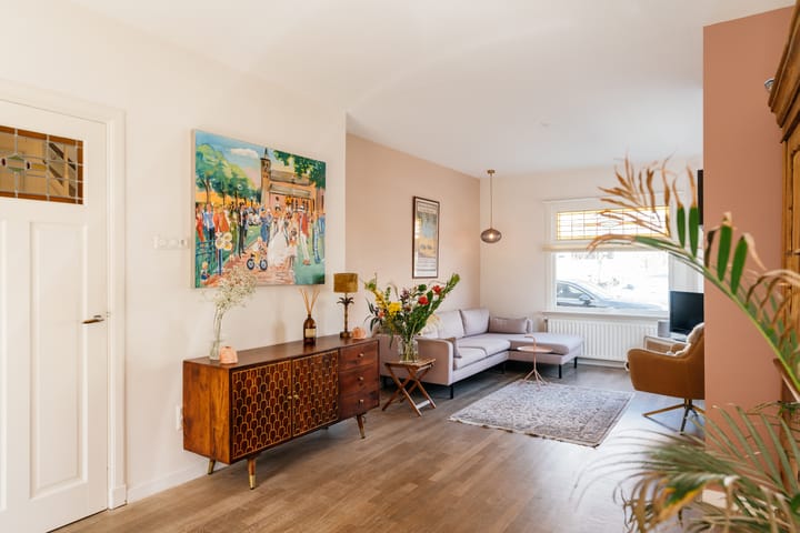 Hoekwoning te huur: Tomatenstraat 236, 'S-Gravenhage